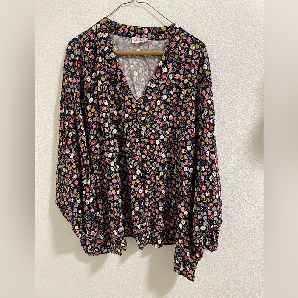 Emily Wondee rayon  Floral V-Neck Blouse